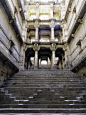 Gallery of The Astonishing (Vanishing) Stepwells of India - 13