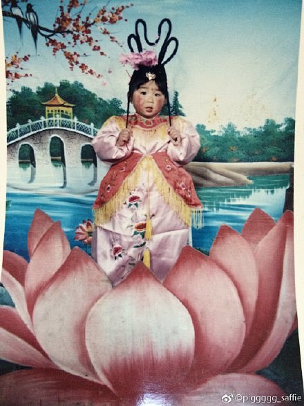 你们小时候拍过什么特别奇葩的艺术照吗？ ...