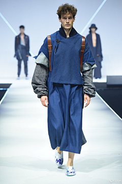 Dale-Comte采集到Fashion Design