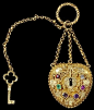 #藏头诗珠宝#维多利亚时期，有一些珠宝首饰使用了很多不同颜色或是不同类型的宝石，它所用到的所有宝石的名字的开头第一个祖母可以组成一句话，被这样设计的珠宝称为“藏头诗珠宝（Acrostic Jewelry)",最常见的组合”Regards“，由红宝石、绿宝石、石榴石、紫水晶和钻石组成，表示真挚的感情。