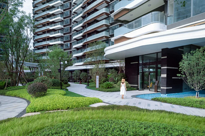 开启岛居生活成都人的理想家i德商迎晖天玺在这里有一片海只属于此时