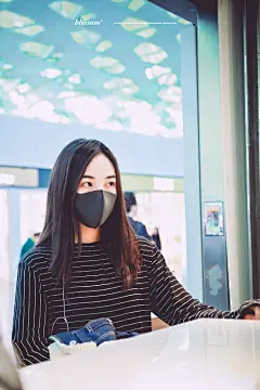 #赵嘉敏# 
                  一波秋水
                  一湾心泉     /     荡漾

K当你-林俊杰 ​​​ ​​​​