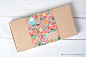 上海甜品包装设计公司分享：Macarons手绘花卉插图风杏仁饼蛋糕糕点包装设计20