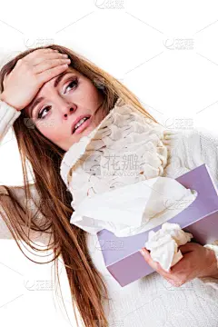 纸巾,女人,冬天,人的鼻子,垂直画幅,身体受伤,头痛,痛苦,成年的,花粉