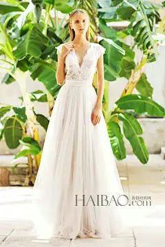 梦幻唯美花草 时尚潮流 【图】梦境中走出的波西米亚新娘！来自希腊的婚纱品牌Christos Costarellos 2015婚纱系列_第8页_婚纱礼服_海报时尚网