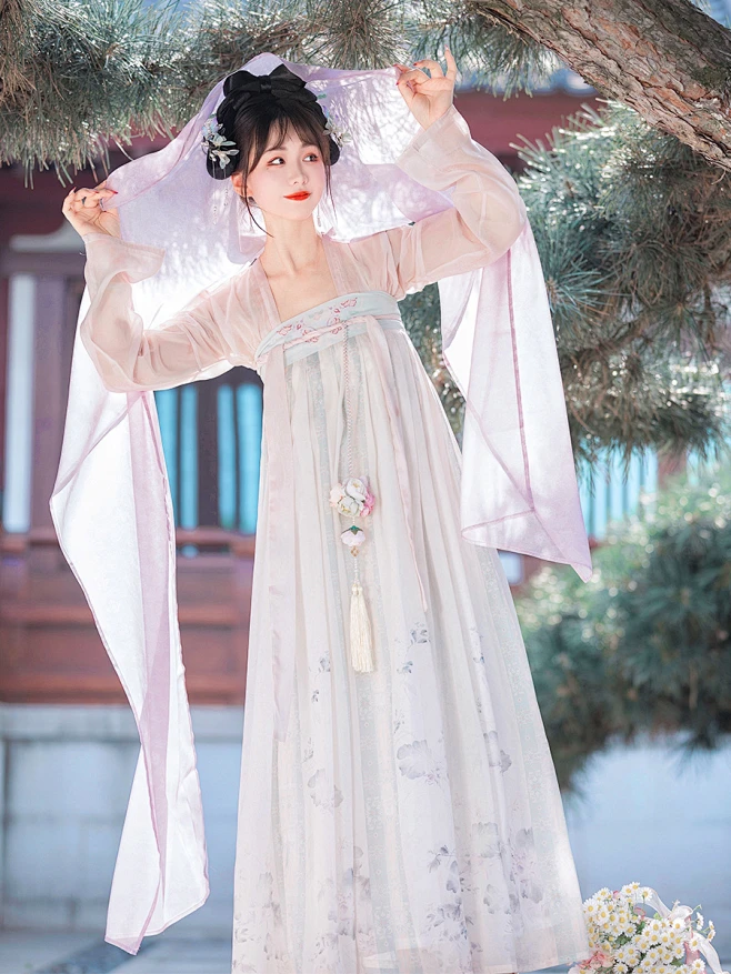 悠词原创唐制汉服女复原夏款飘逸仙气古风中国风齐胸襦裙古装全套-淘宝网图片_布料-古装等图片素材-花瓣网