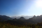 老家的 九嶷山景区 往三分石去的路上，和朋友骑着我的小绵羊居然翻山越岭的到了山脚下---这还是在去的路上，原始的美景山峰跌宕起伏配上美丽的午后斜阳，景色美得不要不要的。。。