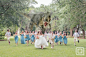 图集：婚礼照片可以这样拍
来自摄影师Quinn Miller的一个作品，哥们是美国路易斯安那州的一个婚礼摄影师，最近，他为一对夫妇的婚礼创意就是，恐！龙！来！袭！我去，谁邀请的霸王龙？！跑啊~