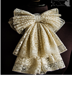 jabot collar,花边领饰.