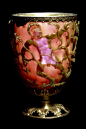 【古罗马玻璃五】主要是酒杯，第一个是浮雕玻璃，第2个是笼形杯（这个貌似是复制品）两种都特别珍贵，是古罗马所特有的制品