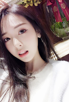 雪中送炭大哥采集到美女