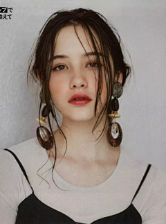 海莉小姐Janice采集到人像素材