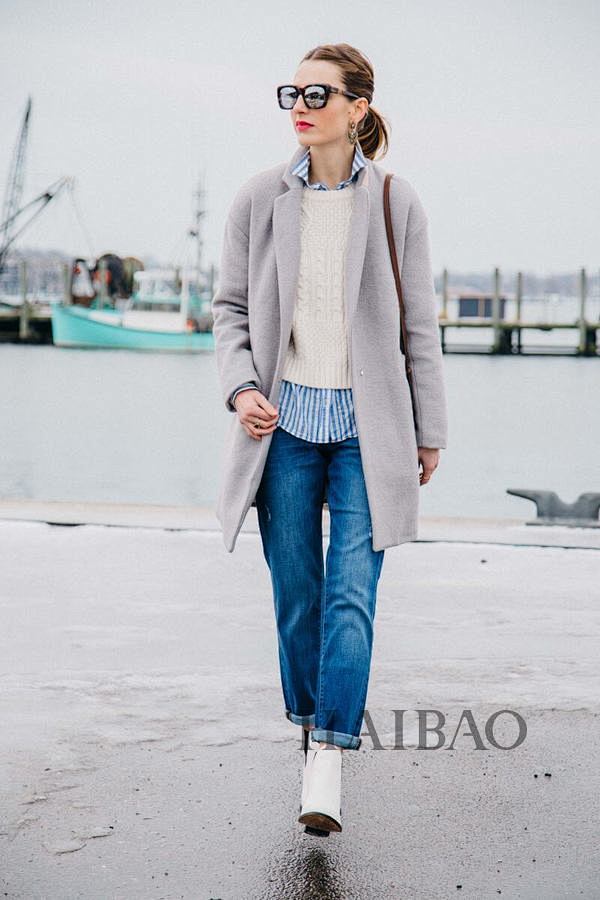 White sweater with s...