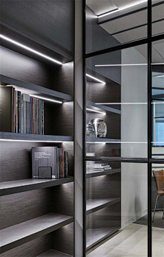 瀚鼎空间设计机构采集到极具沉稳魅力的Salta墨尔本现代办公室装修设计案例
