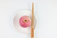 健康孤立美食创意水果水果成熟apple蔬菜绿色有机水果热带水果苹果食物带刺成熟新鲜818A5848 – 饿狐背景网站-微距高清设计素材免费图片下载海报壁纸摄影背景素材，背景图，背景墙，背景板，背景图片，背景纹理，背景板设计，背景材质，背景大图