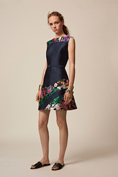 听…采集到#Oscar de la Renta Resort 