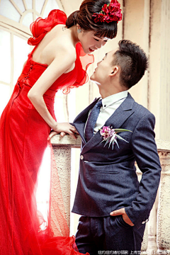 Huochao8000采集到婚纱婚纱