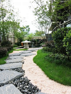 日式庭院跌水小品及步道景观