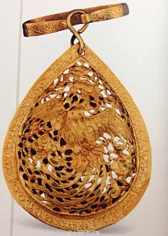 明代梁庄王墓出土的一些小件金饰。有的还镶玉、绿松石、红蓝宝石、桃色尖晶石等。形制有耳饰、扣、戒指、卡子、霞帔坠等。你喜欢哪一件？