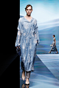 Giorgio Armani Spring 2021 Ready-to-Wear Fashion Show : The complete Giorgio Armani Spring 2021 Ready-to-Wear fashion show now on Vogue Runway.