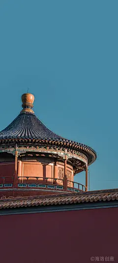 探寻京都古韵
步入天坛，仿佛穿越了回明朝永乐年间，这里是明清两代皇帝举行祭天和祈谷大典的神圣之地。天坛以其弘大的规模和独特的建筑布局，展现了古代帝王对天地的敬畏与尊崇。而祈年殿，作为天坛的标志性建筑更是让人叹为观止。——天坛#北京