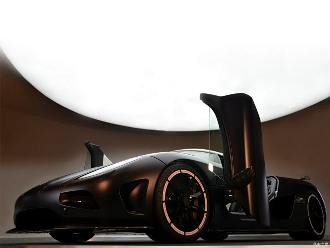 Agera 2011款 5.0T R 1...