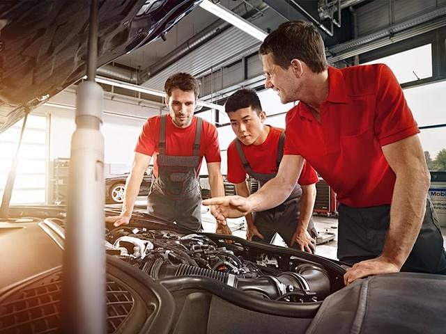 porsche-preview.jpg ...