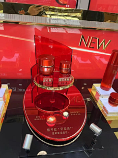 逃跑扇贝采集到快闪+展厅