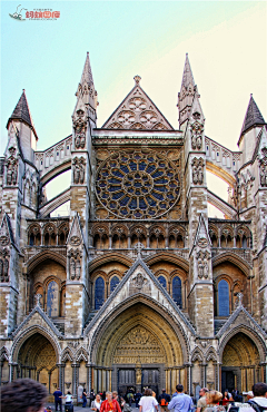 姜欣易采集到英国