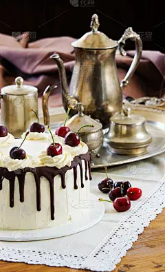 黑森林蛋糕，Schwarzwalder Kirschtorte, Schwarzwalder派，黑巧