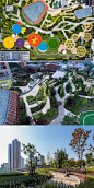 武汉天地 · 壹方北馆


「屋顶花园 |流动的生活秘境」
Sky Garden, 
Flowing Hidden Heaven

天空之城，众皆飘渺
徜徉绿色与绿色之间
感受一棵树撼动另一棵树
一朵云推动另一朵云

屋顶花园的设计是商业景观的新标杆，设计师的目标是打造一个社区家庭的新中心，带领人们用不一样的方式体验自然，互动娱乐。

闯进菜园的大象、藤蔓下的瓢虫、菜园里的兔窝、留在菜园里的神秘脚印。在屋顶的人行空间旁边设置不同主题的城市农场，将生态绿色带入社区生活里，让每一个家庭都可以享受到绿色的快乐。