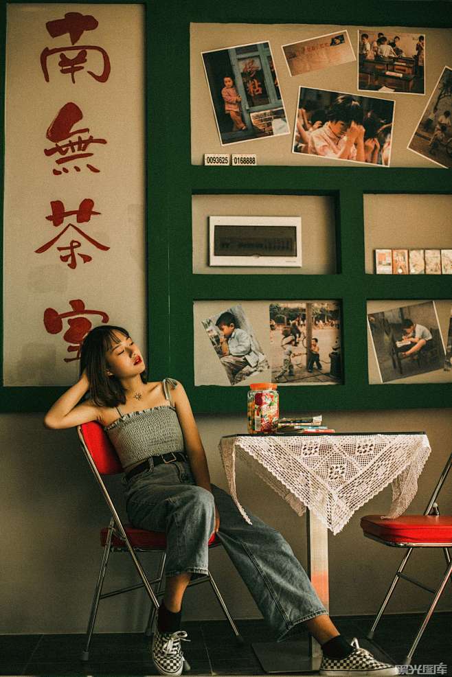 小柒呀的写真摄影作品《港风》