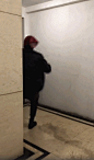 92e8647aly1fy4zr21gsng20650ag7wk.gif (221×376)