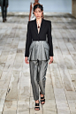 Alexander McQueen Spring 2020 Ready-to-Wear Fashion Show : The complete Alexander McQueen Spring 2020 Ready-to-Wear fashion show now on Vogue Runway.