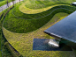 灵感于“水稻梯田的轮廓”新加坡setia天空住宅 / stxla : ONG & ONG：Setia Sky Residences位于吉隆坡市中心的私人住宅公寓，灵感来自于水稻梯田的轮廓和Roberto Burle Marx创建的花园。景观融合了几何形状和曲线，创造出现代雕塑花园。艺术概念延伸到第五层，您可以欣赏到生动地融入风景中的色彩挂毯和有节奏...