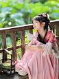 7岁女儿现代装一般，但穿汉服真的绝了～ - 小红书