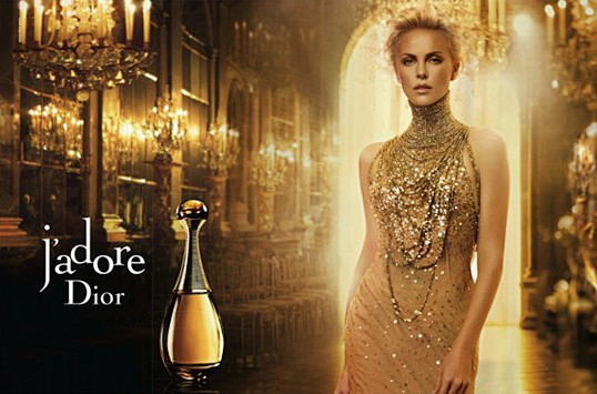 金发美人查理兹61塞隆演绎迪奥真我香水