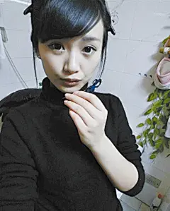 王盈—医学博士，安徽医科大学本硕连读，现已公派去澳大利亚留学，博士毕业后将成为安医大的储备教师。