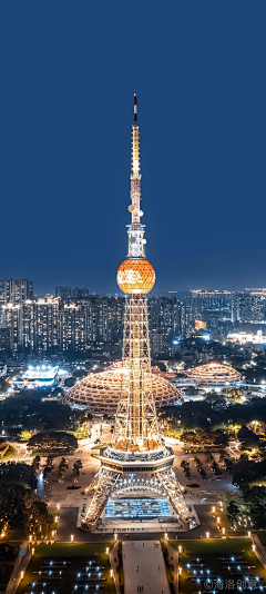 盛夏晚晴天七月采集到空间+建筑