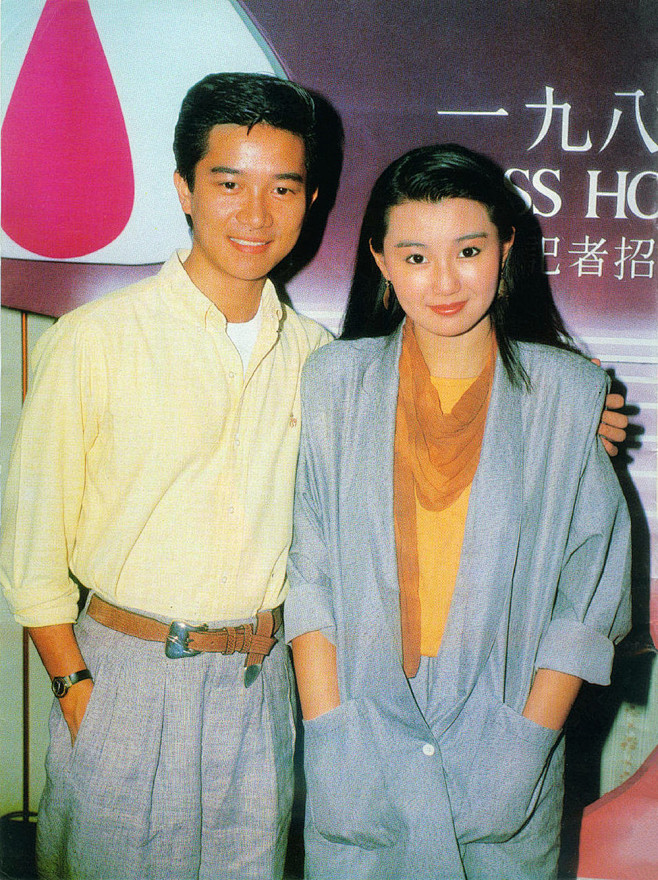1984年，张曼玉被TVB全力力捧，夹带...