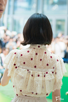 iu背影-花瓣网|陪你做生活的设计师 | iu #李知恩# 的背影 67