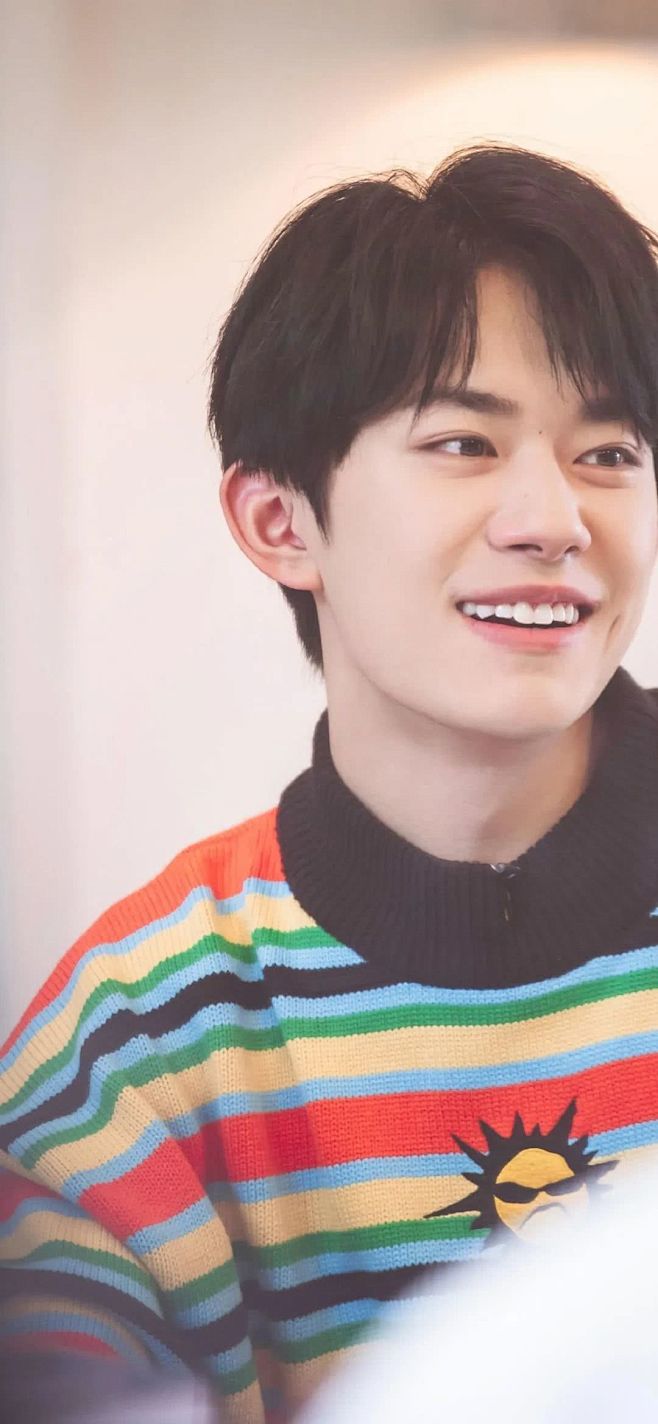 TFBOYS-易烊千玺