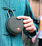 JBL CLIP3 : Like no other, the JBL Clip 3 is a unique ultra-portable, ultra-rugged and waterproof Bluetooth® speaker that is small in size but with surprisingly big sound. The upgraded durable and fully integrated carabiner clips to your clothes, belt loo