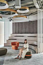 欧莱雅最新办公室，充满弧线的空间优雅又高级！ | IND Architects-建e室内设计网-设计案例