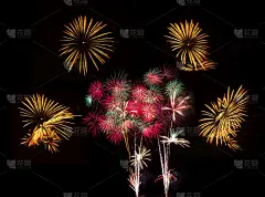 美丽的烟花一套五张照片庆祝