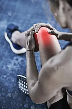 痛苦,一个人,白昼,紧迫,脐钉,互联网,当地著名景点,炎症,垂直画幅,绘画插图