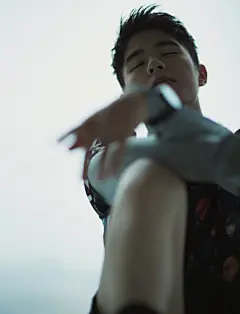 刘昊然 