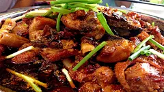 川菜辣子鸡美食桌面壁纸