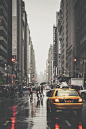 Busy New York avenue during rain | Photography