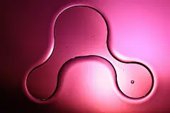 抽象丰富多彩的背景泡沫的肥皂与泡泡油水混合物水波水纹油水彩油画肌理水彩油画艺术水彩金色水滴花生油植物油818A3891 – 饿狐背景网站-微距高清设计素材免费图片下载海报壁纸摄影背景素材，背景图，背景墙，背景板，背景图片，背景纹理，背景板设计，背景材质，背景大图